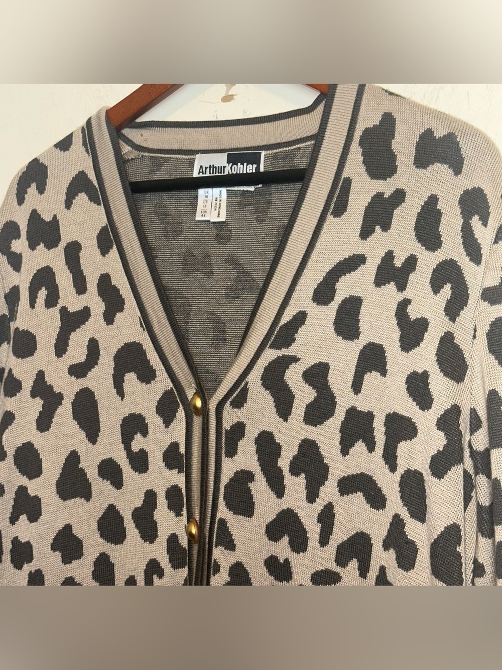 Vintage Arthur Kohler Women’s Leopard Print Cardigan Sweater Gold Buttons Pocket